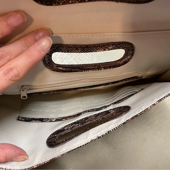 Nine West clutch - Picture 3 of 5